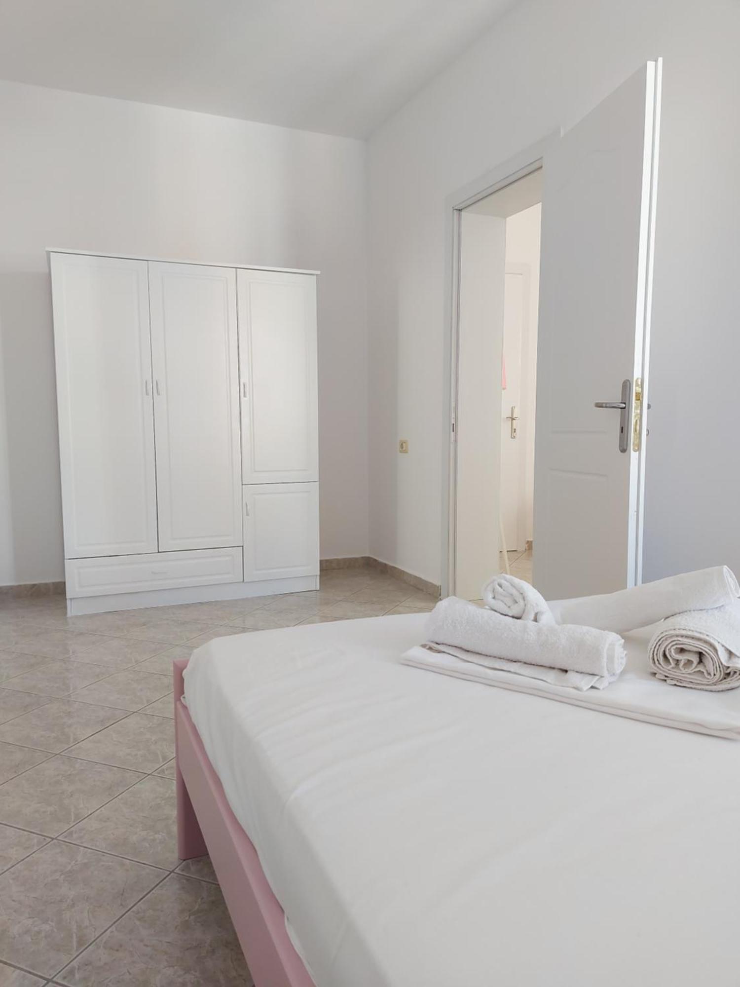 Sarandë Vila Stupende 아파트 객실 사진